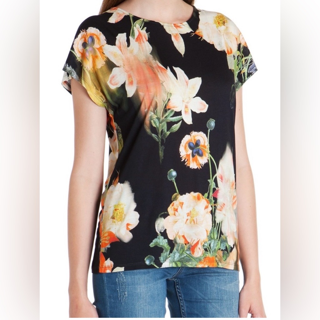Ted Baker London Black Omla 3d Floral Knit Tee Top